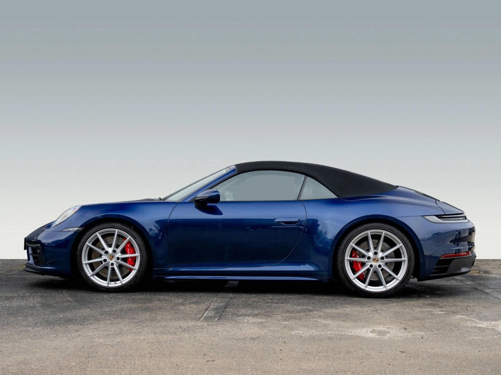 Porsche 992