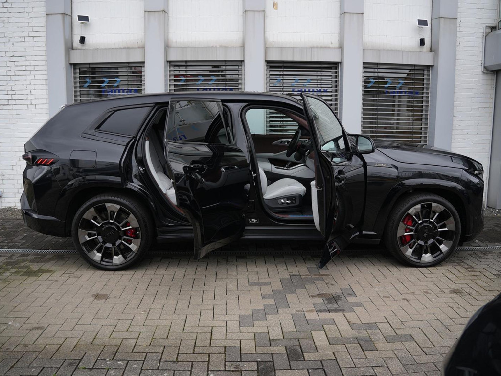 BMW XM 2023 Hybride Benzine