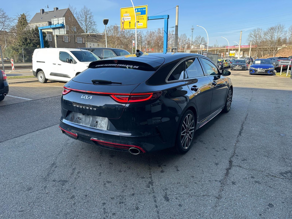Kia ProCeed