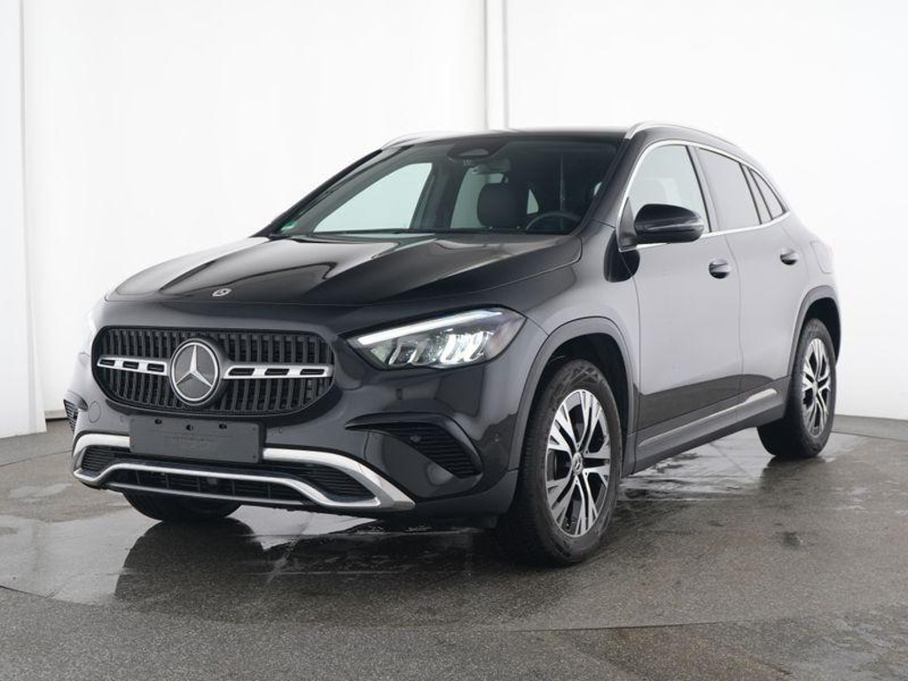 Mercedes-Benz GLA-Klasse 2024 Benzine