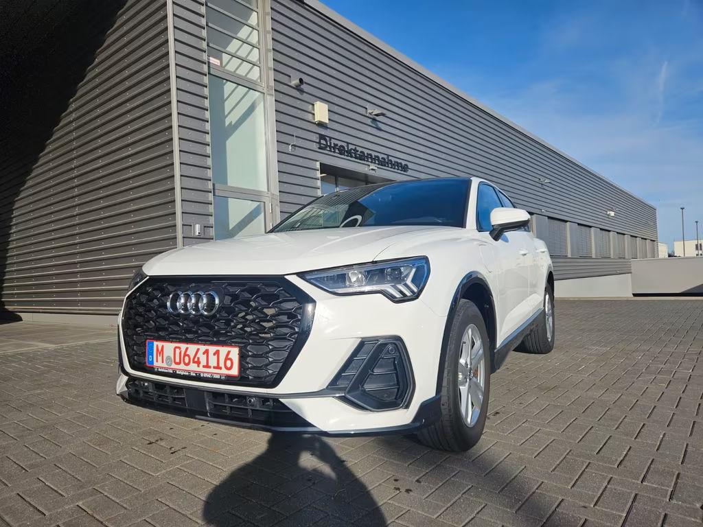 Audi Q3 2022 Hybride Benzine