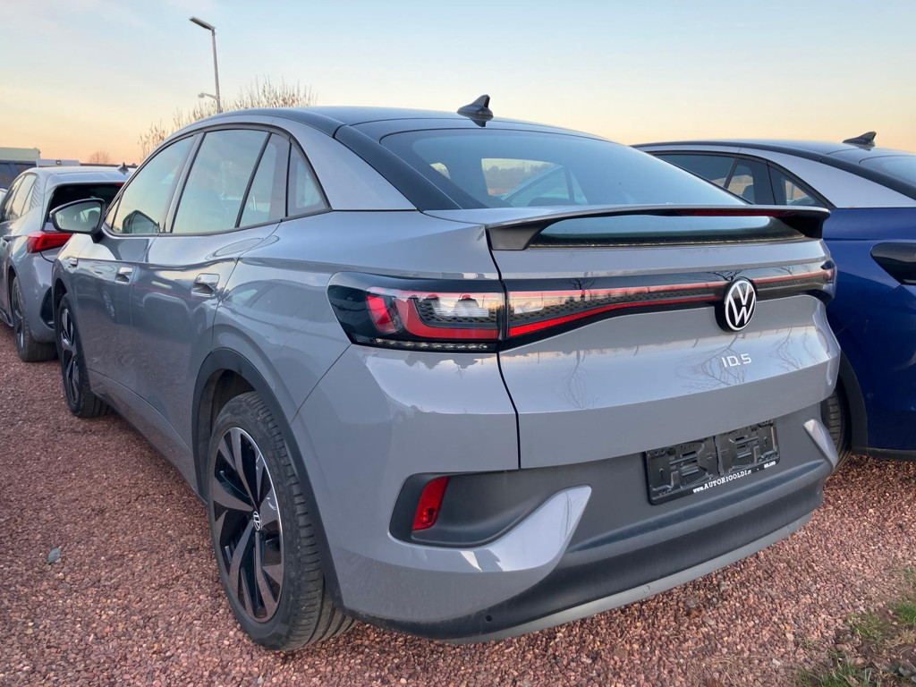 Volkswagen ID.5