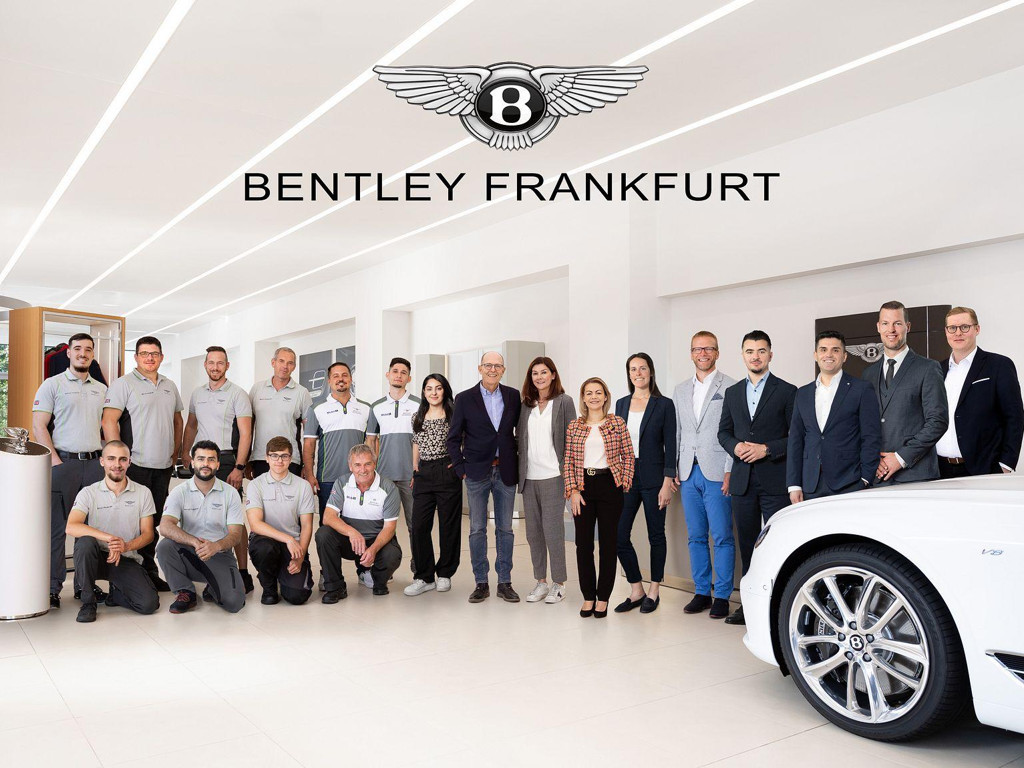 Bentley Bentayga 2023 Benzine