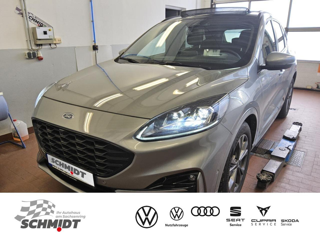Ford Kuga 2023 Benzine