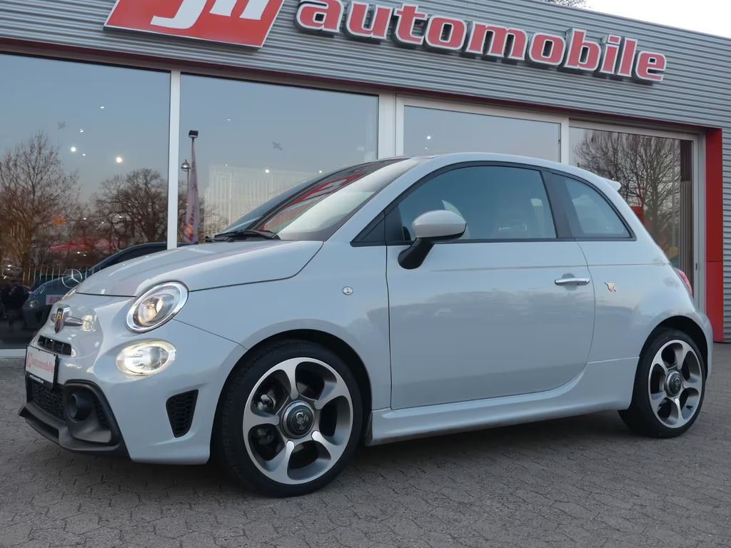 Abarth 595 2022 Benzine