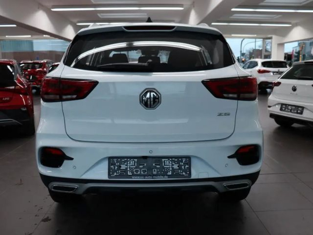 MG ZS