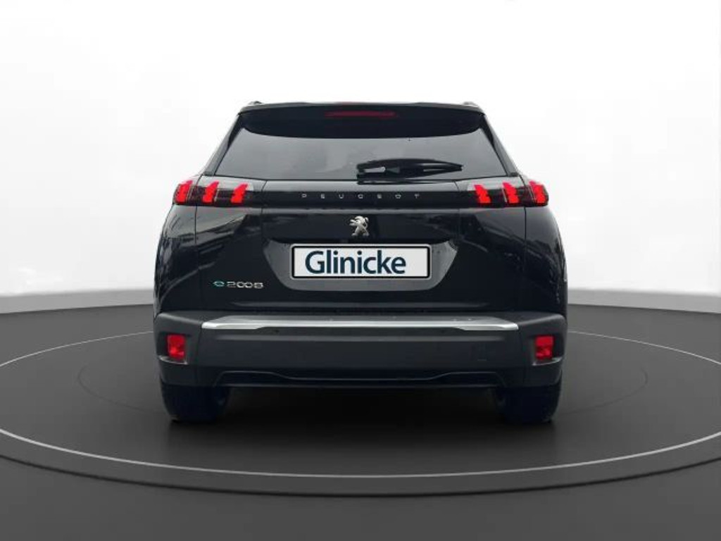 Peugeot e-2008