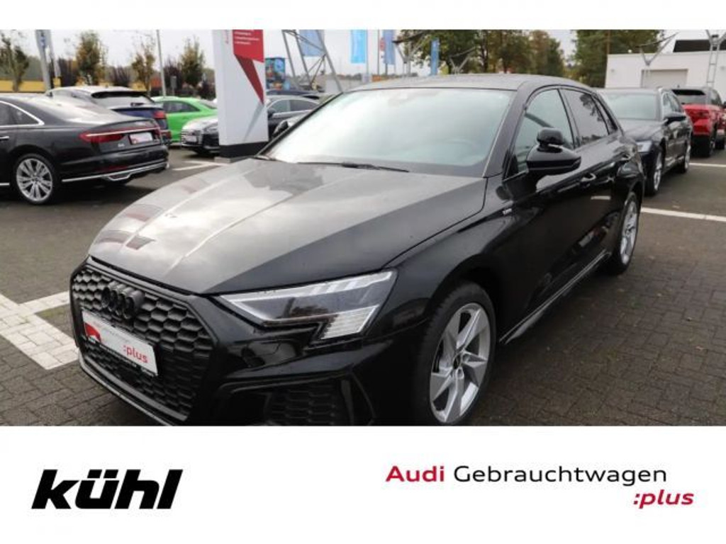 Audi A3 2023 Benzine