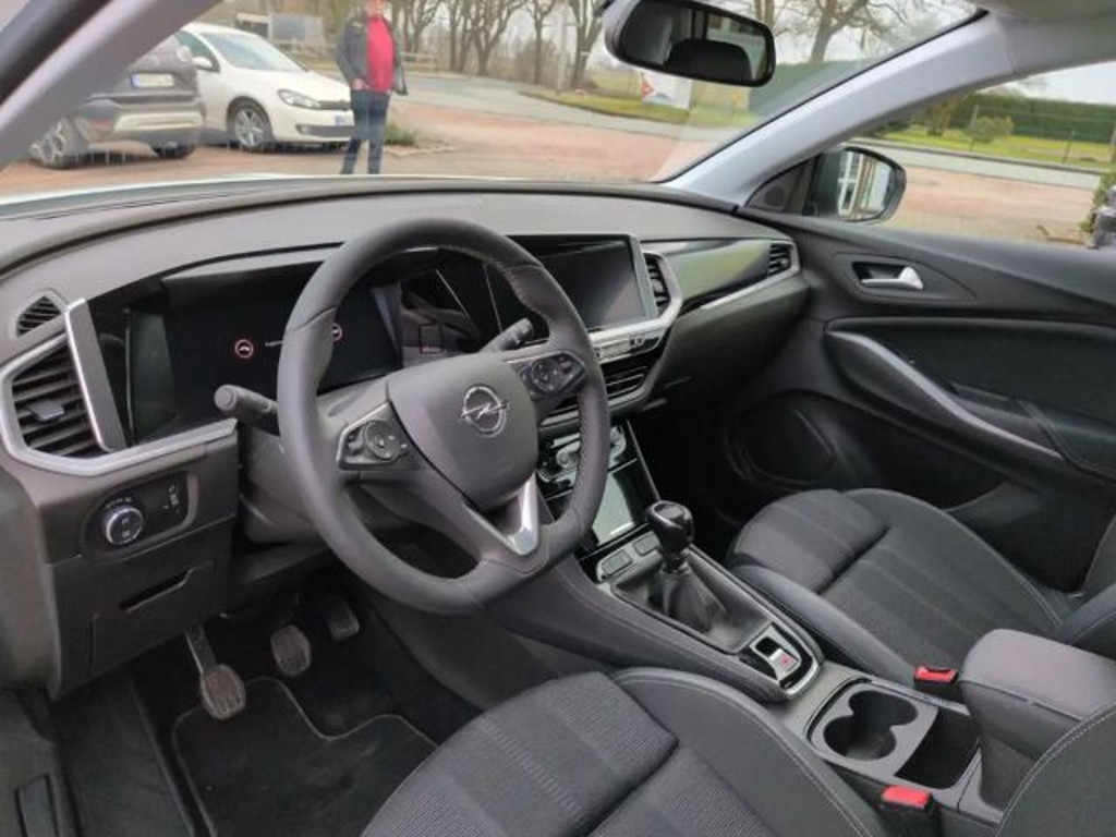 Opel Grandland