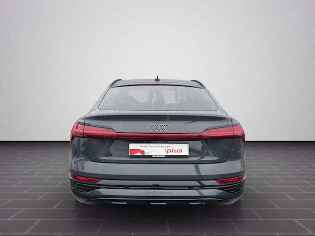 Audi Q8 e-tron