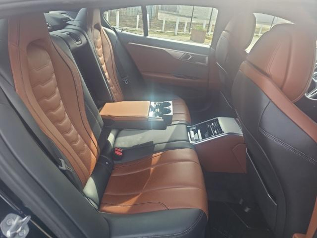 BMW M850 2023 Benzine