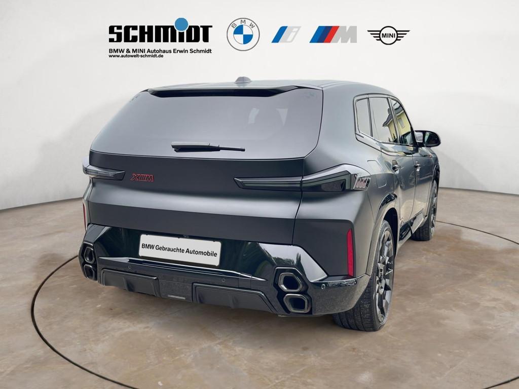 BMW XM
