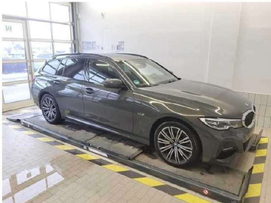 BMW 3 Serie 2022 Hybride Benzine