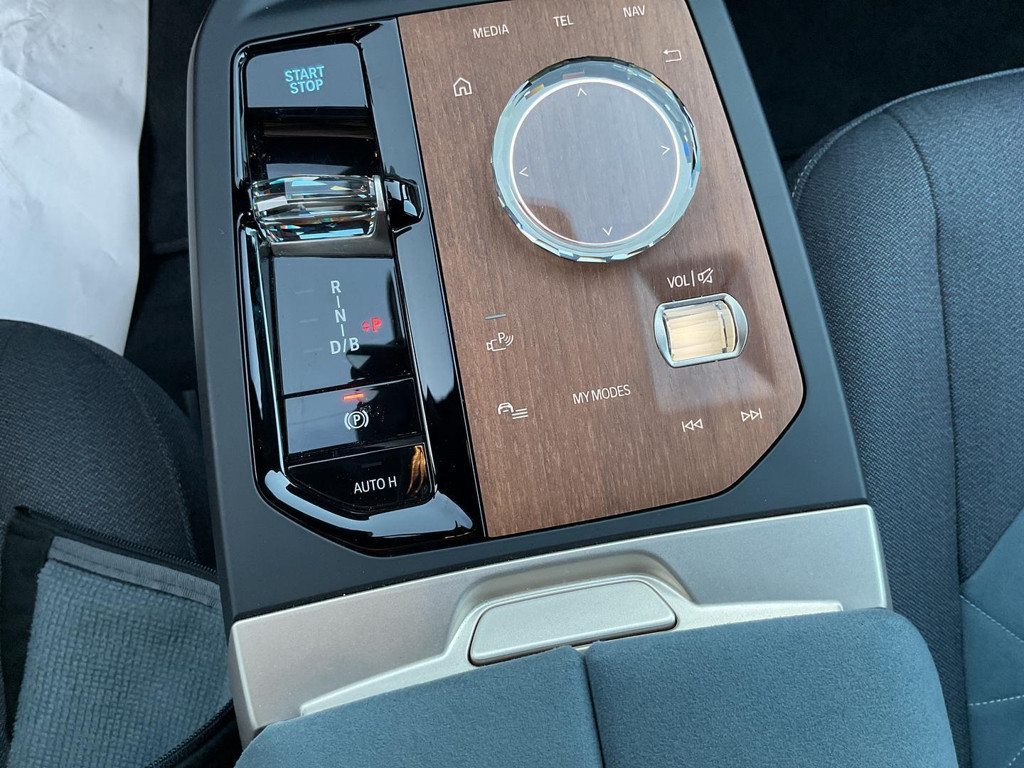 BMW iX 2025 Elektrisch