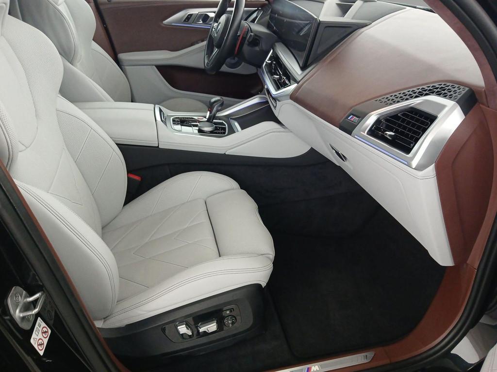 BMW XM