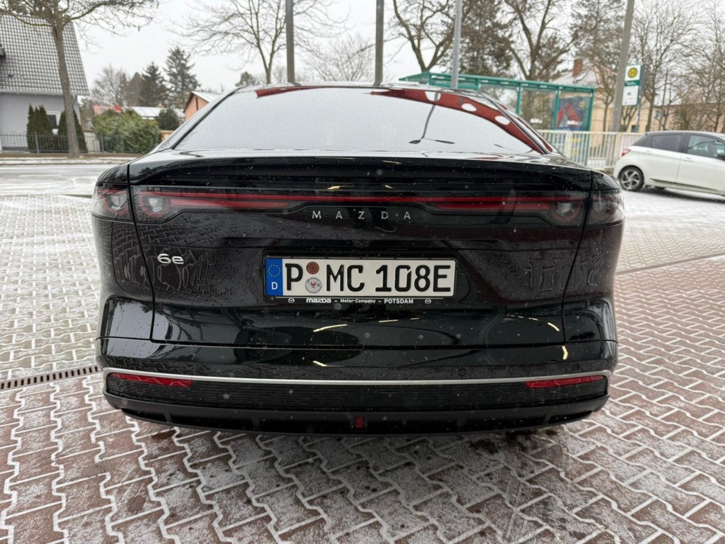 Mazda 6e