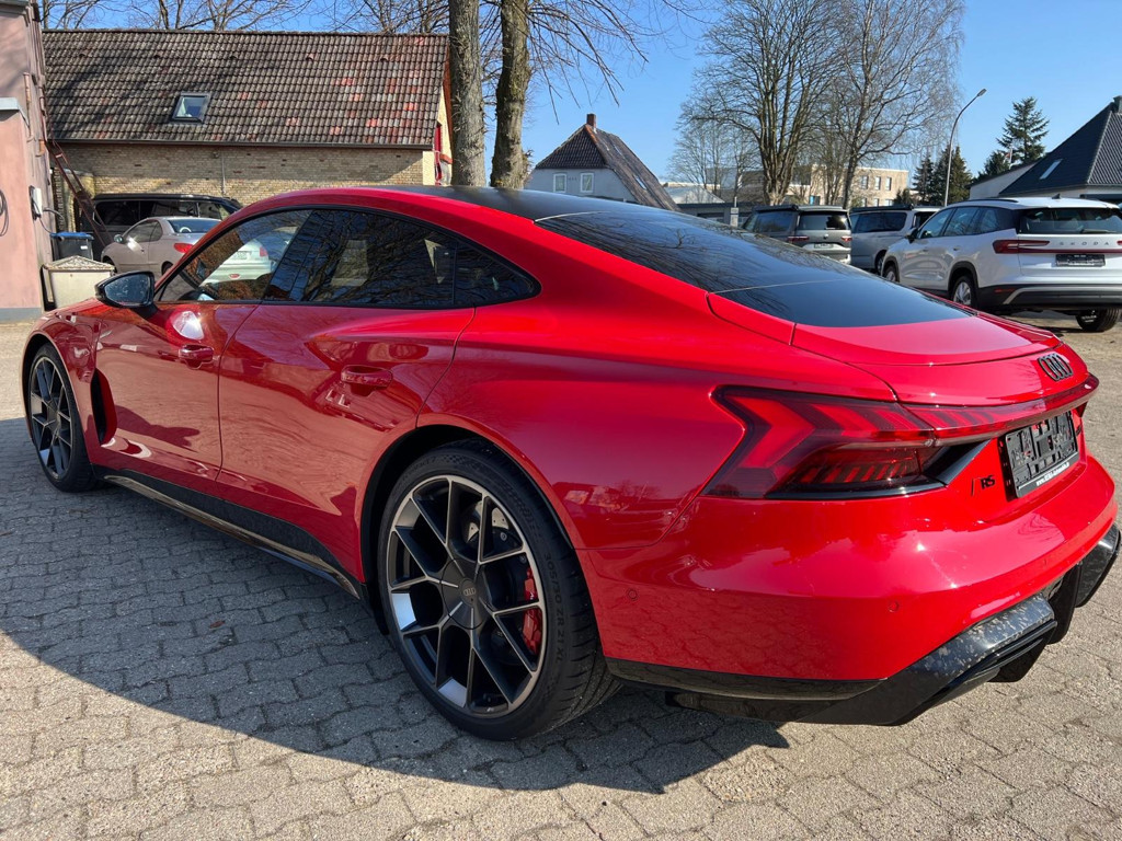 Audi RS e-tron GT
