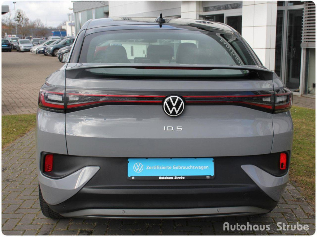 Volkswagen ID.5