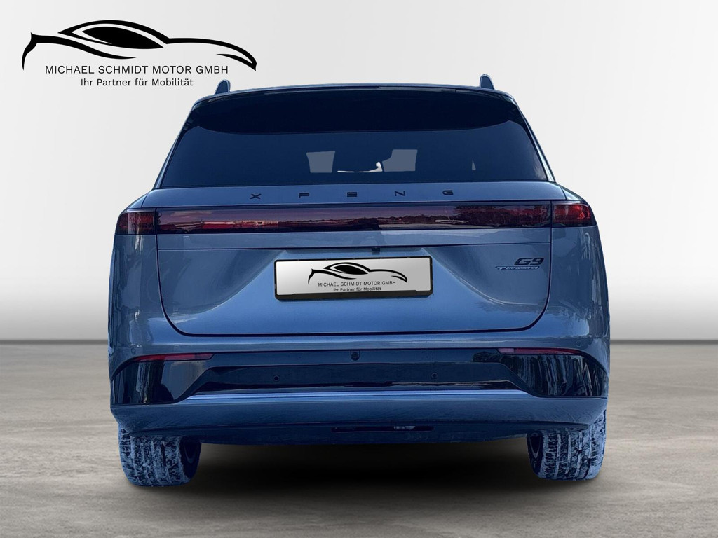 Xpeng G9