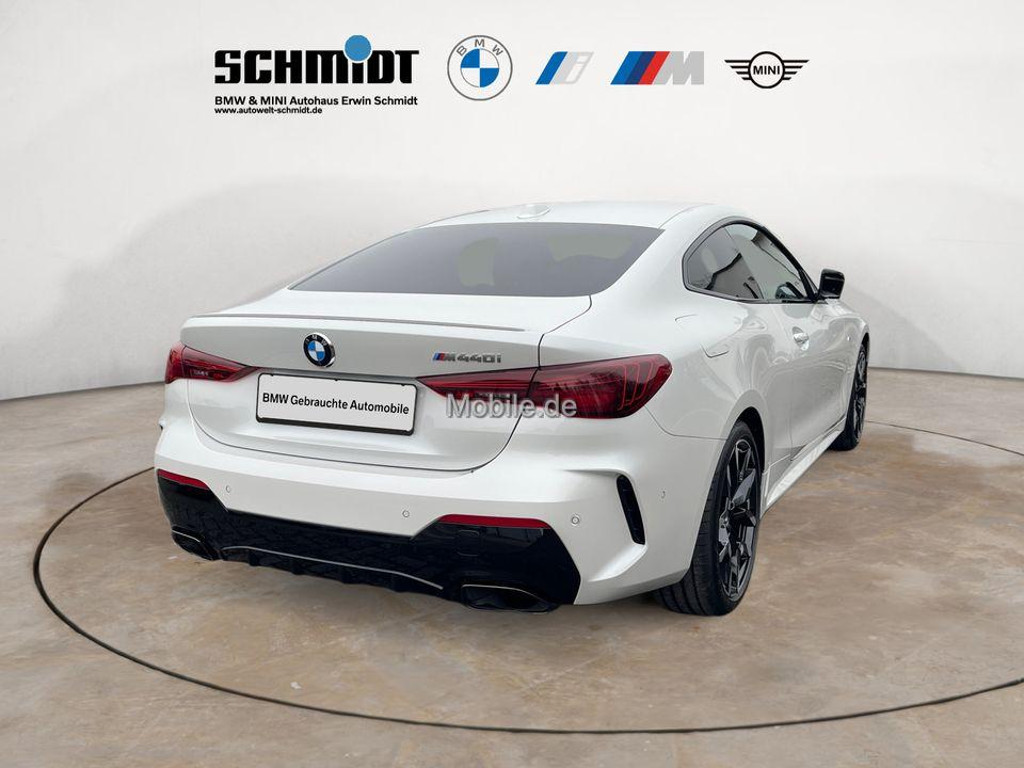 BMW M440