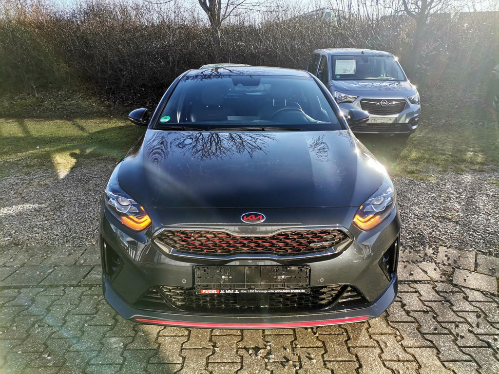 Kia ProCeed