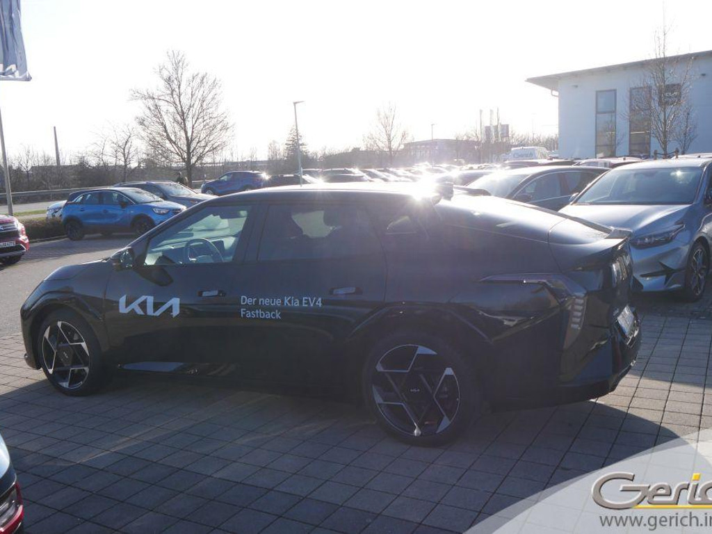 Kia EV4