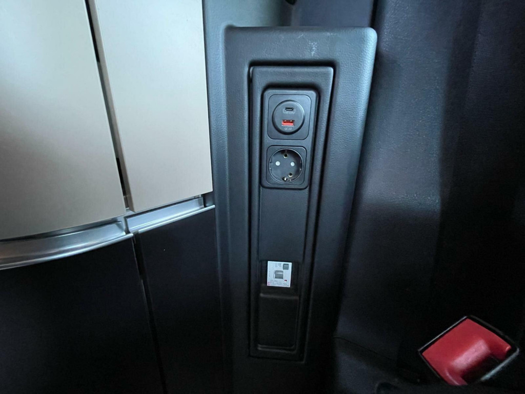 Mercedes-Benz Marco Polo