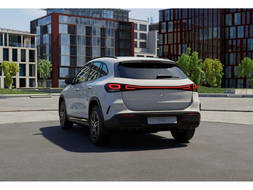 Mercedes-Benz EQA