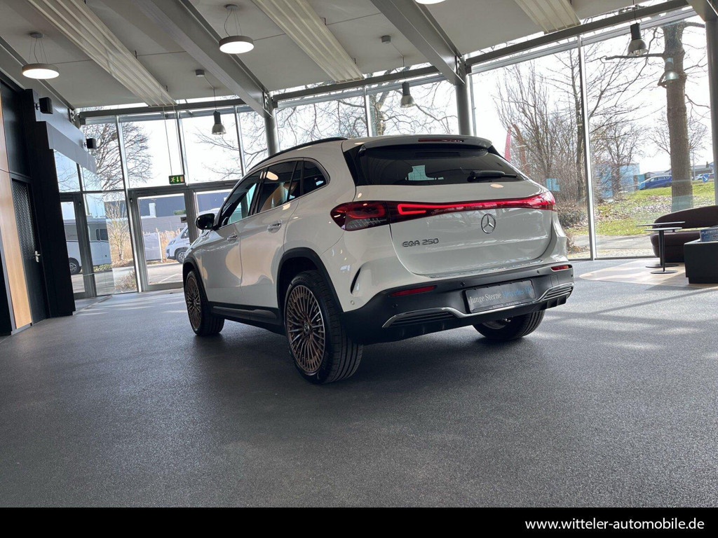 Mercedes-Benz EQA