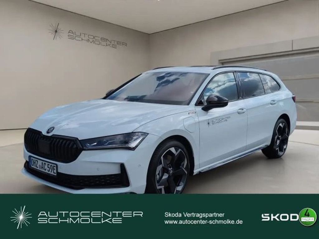 Skoda Superb 2025 Hybride Benzine