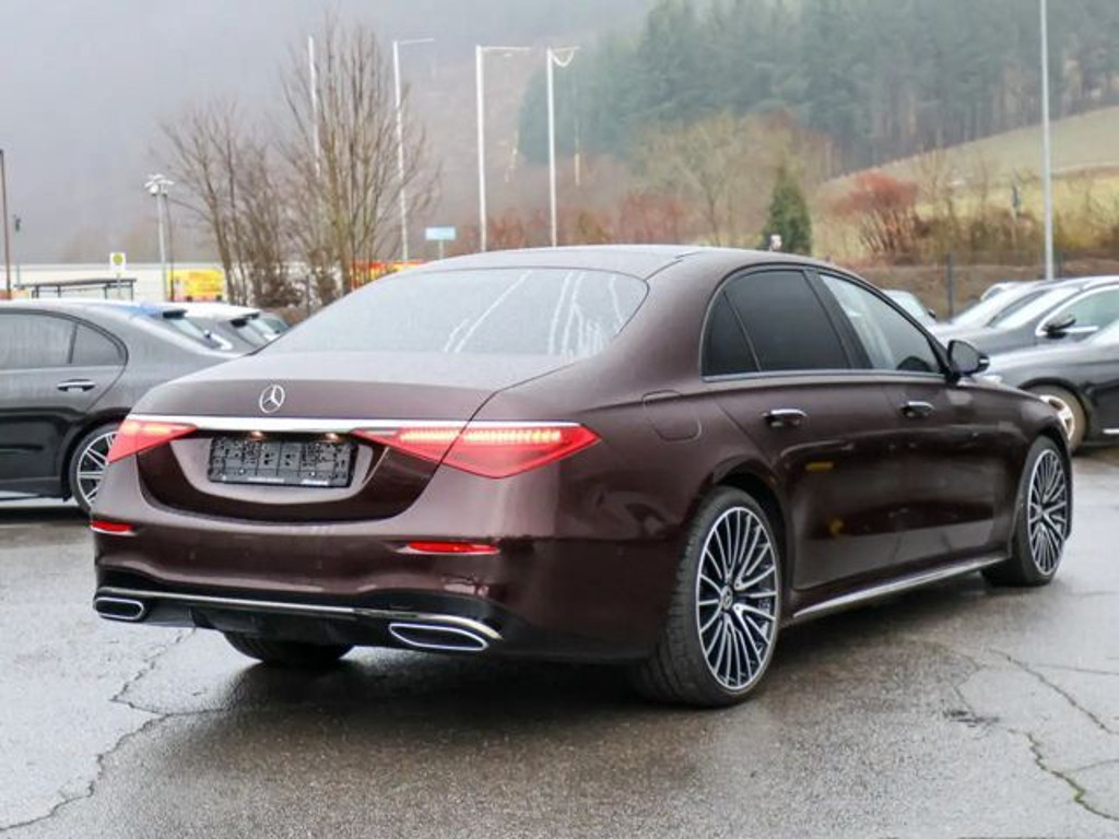 Mercedes-Benz S-Klasse