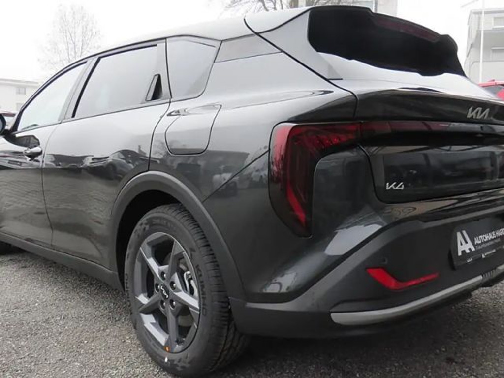 Kia K4