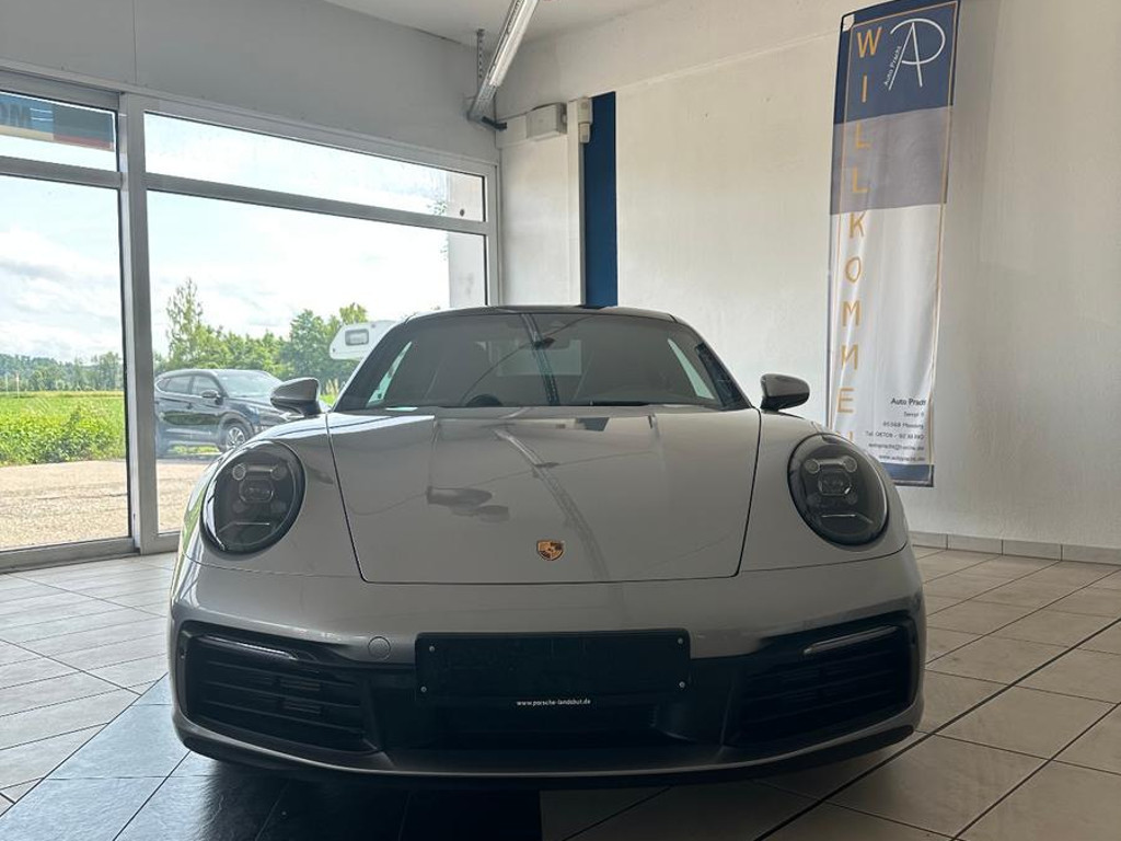 Porsche 992 2021 Benzine