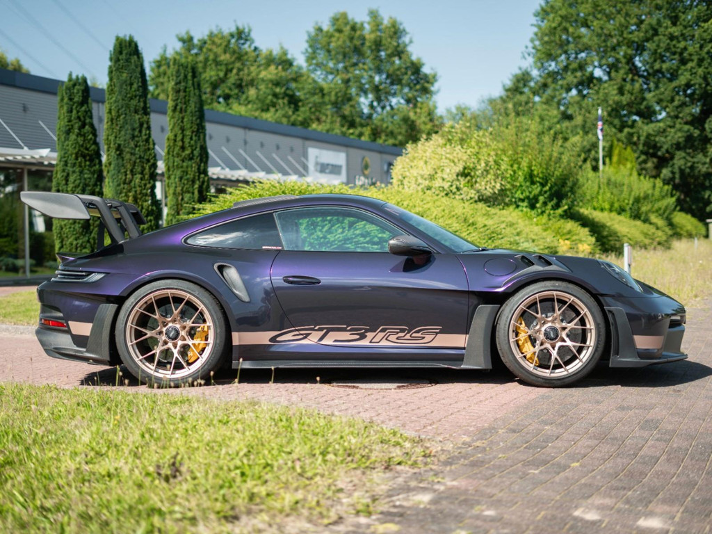 Porsche 992