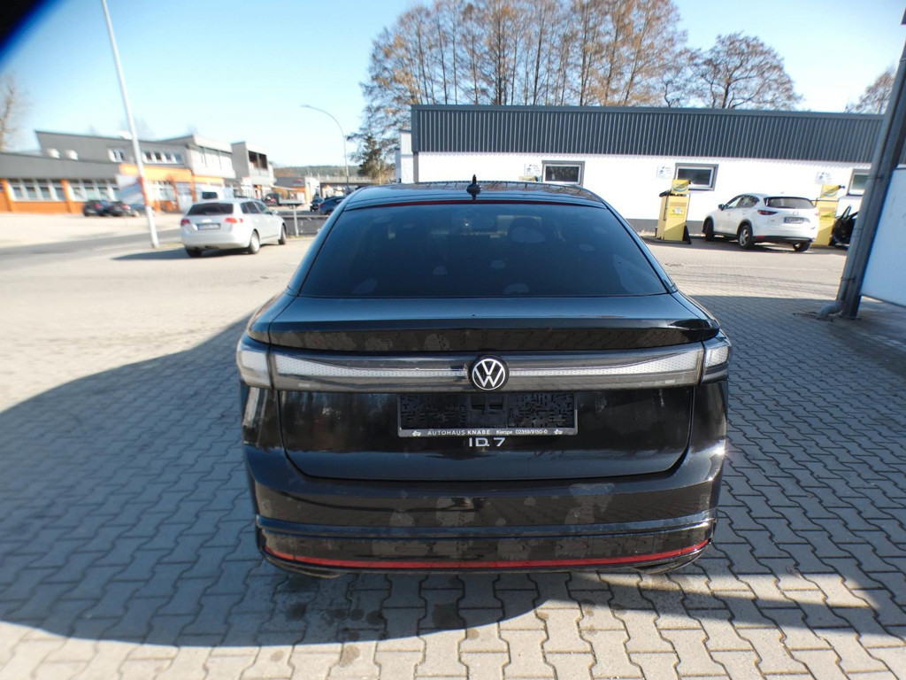 Volkswagen ID.7