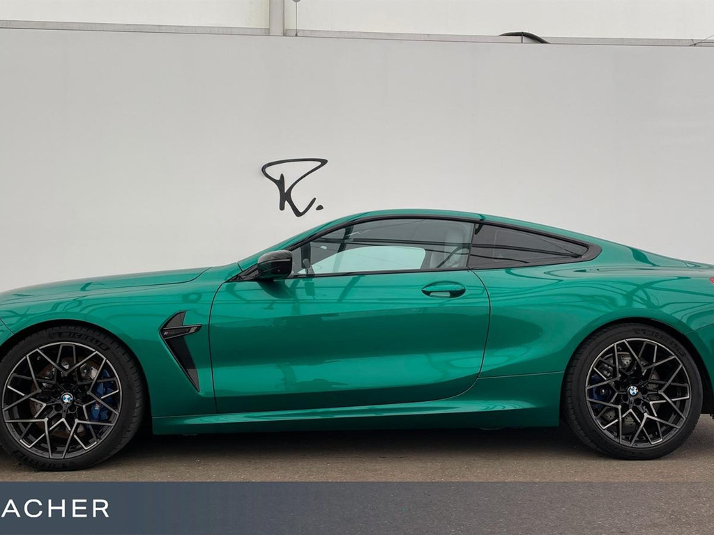 BMW M8