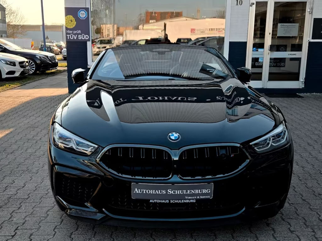 BMW M8
