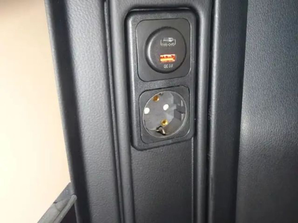 Mercedes-Benz Marco Polo