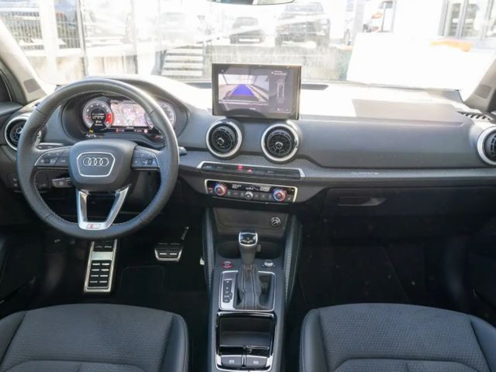 Audi SQ2