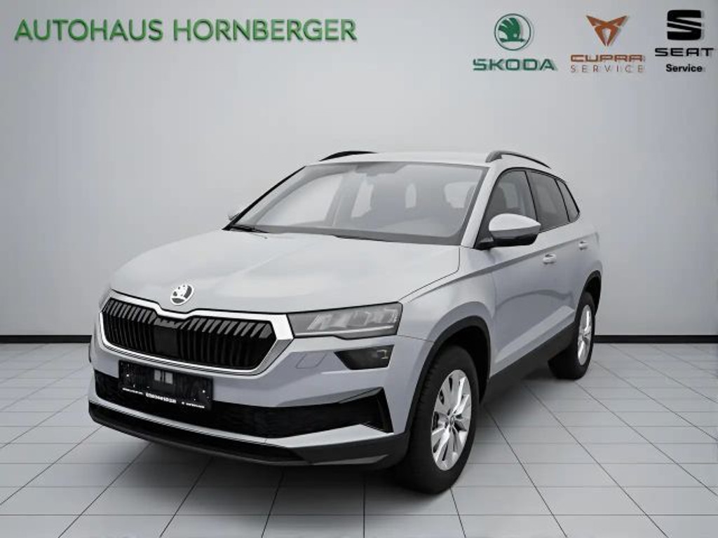 Skoda Karoq 2023 Benzine