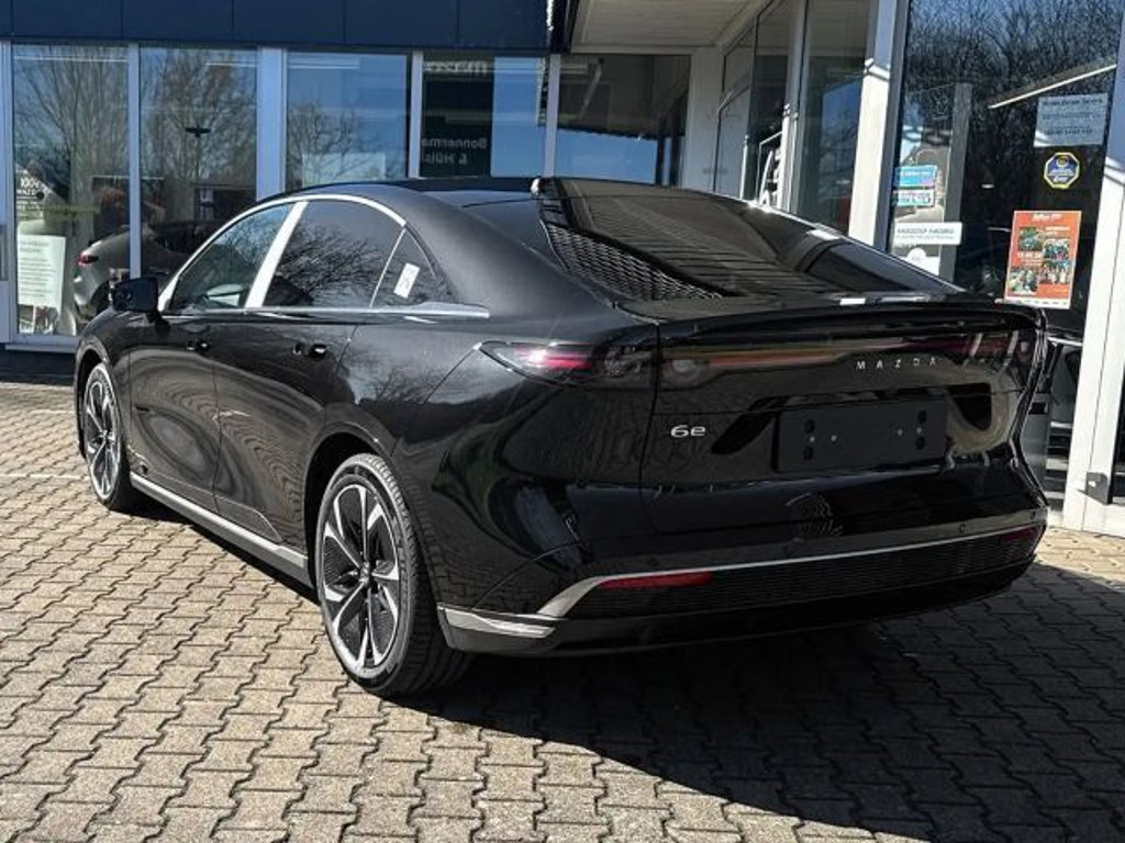 Mazda 6e