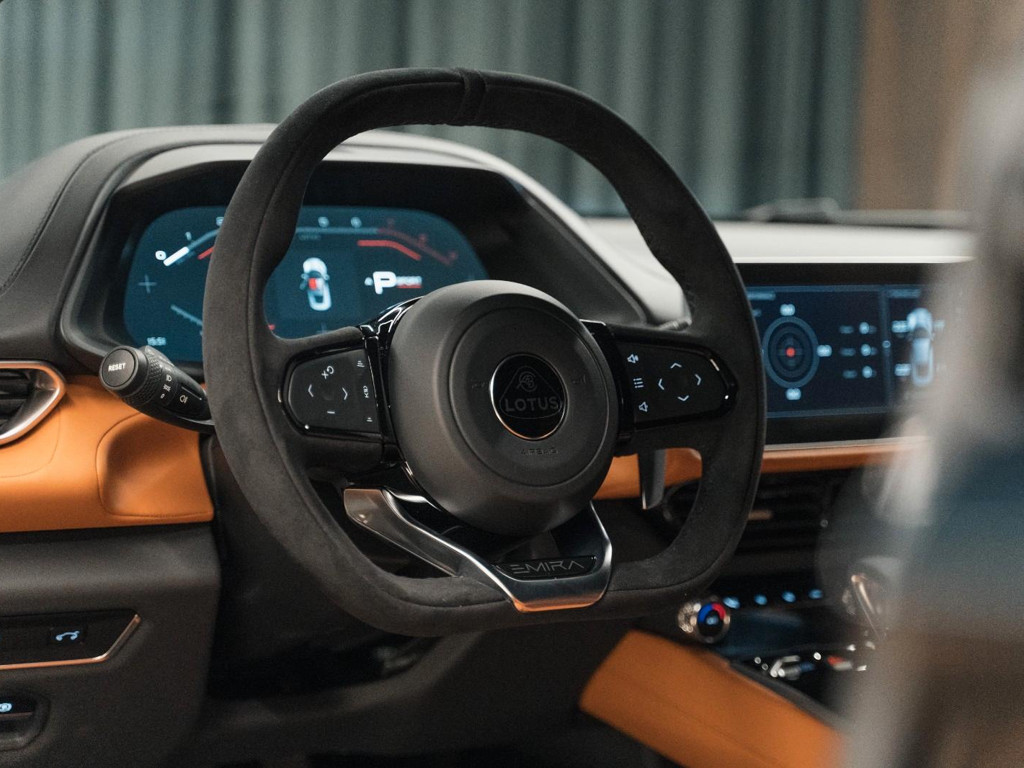 Lotus Emira