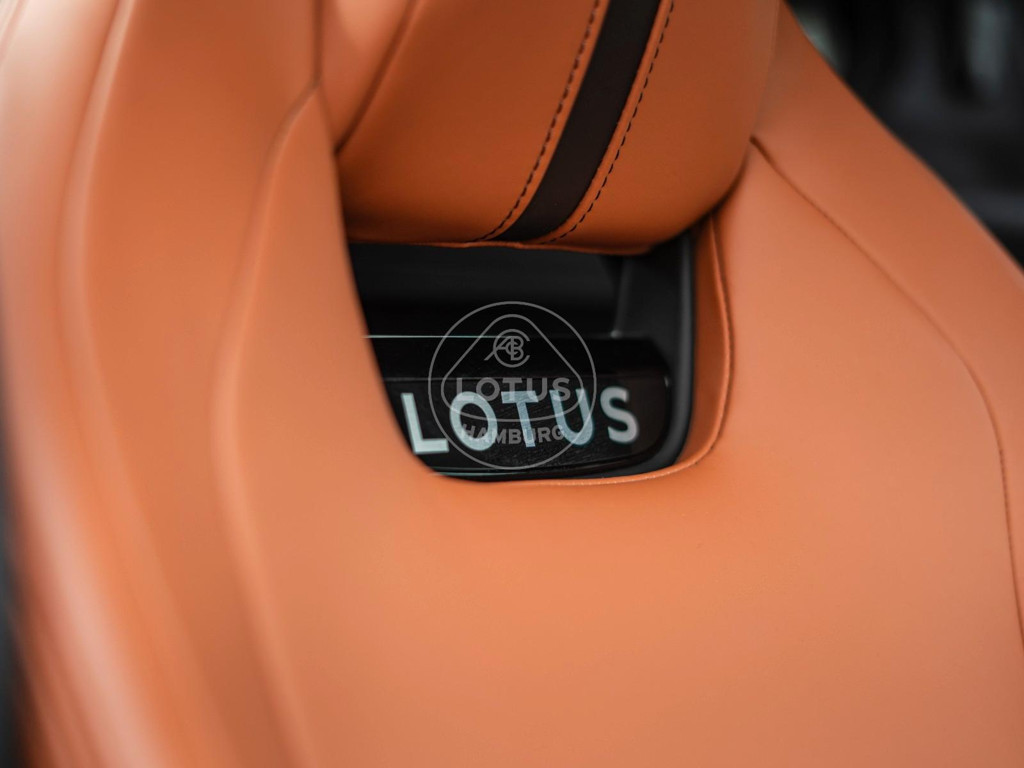 Lotus Emira