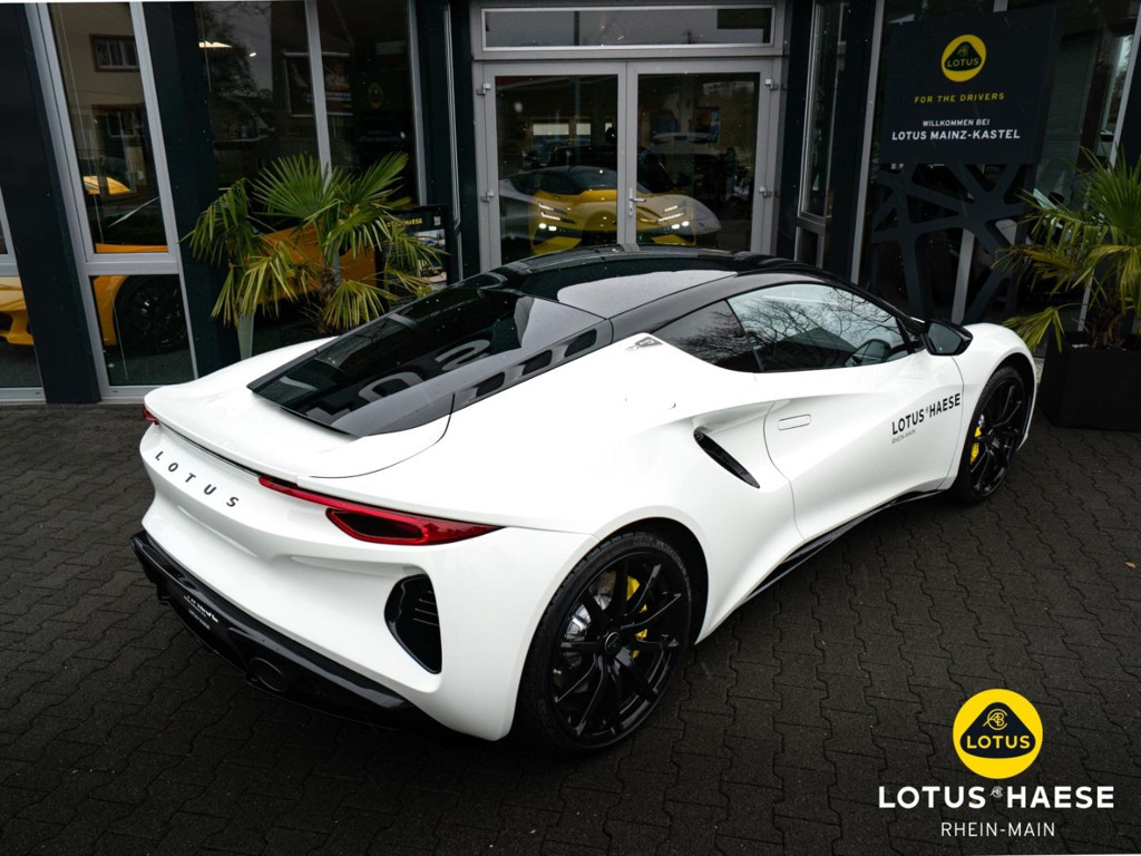 Lotus Emira