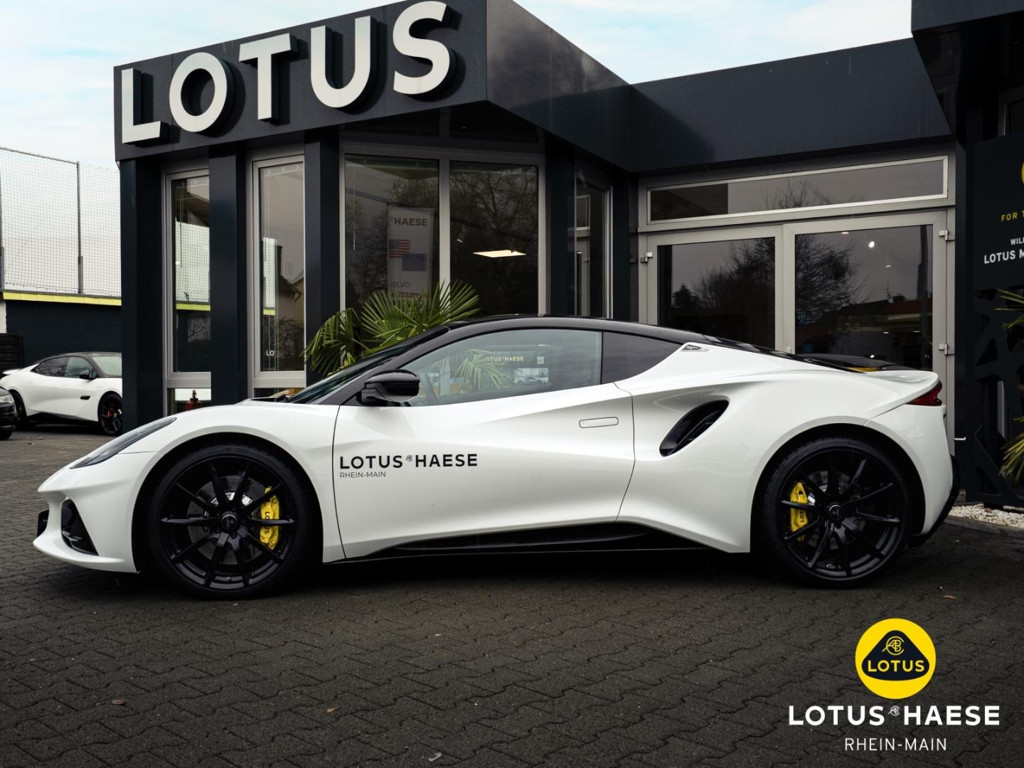 Lotus Emira