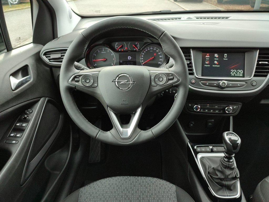 Opel Crossland X