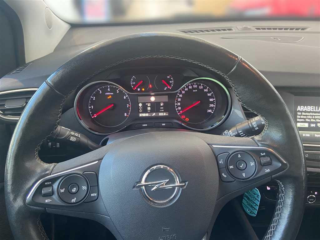 Opel Crossland X