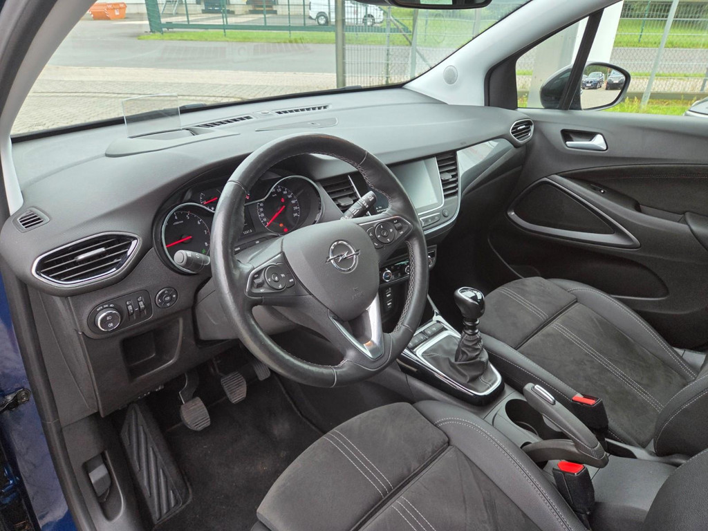 Opel Crossland X