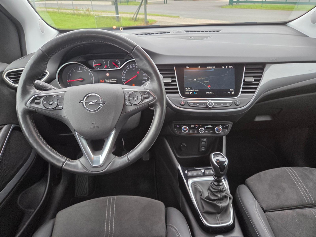 Opel Crossland X