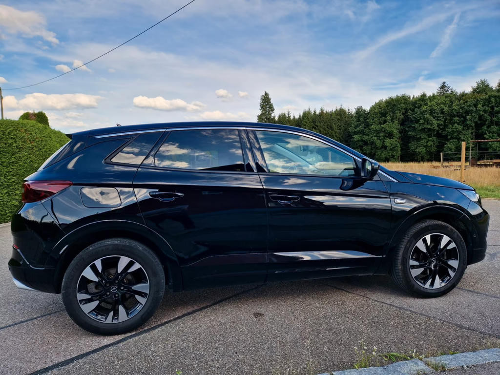 Opel Grandland